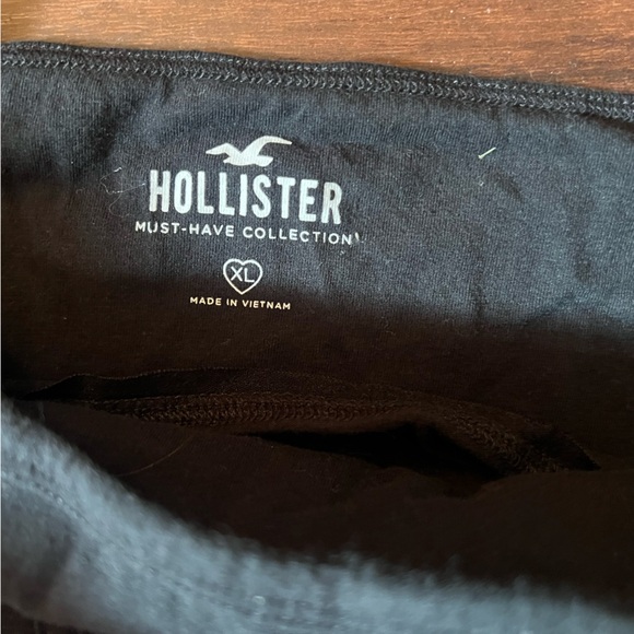 Hollister Cropped Tank - Picture 2 of 2